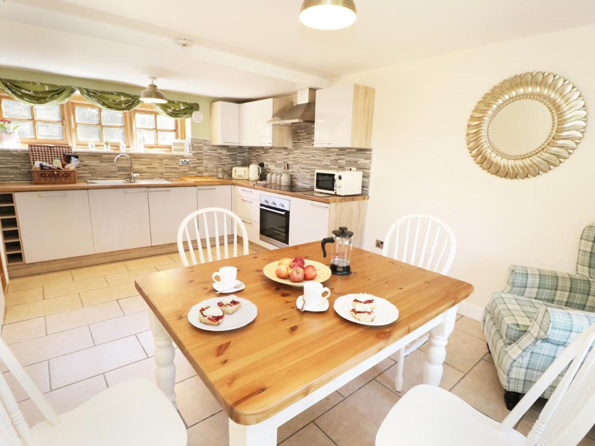 Loft Cottage Crakehall Экстерьер фото