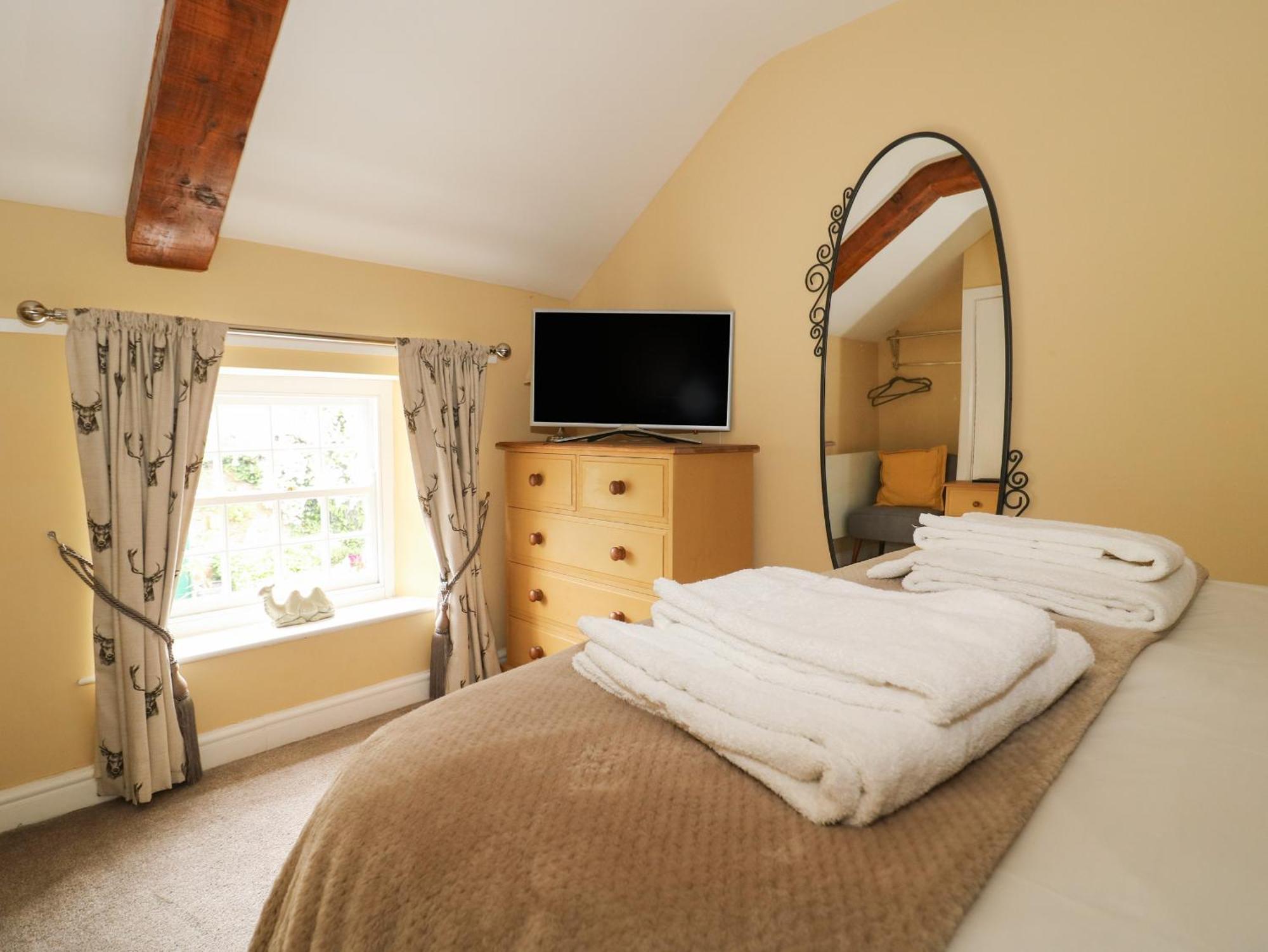Loft Cottage Crakehall Экстерьер фото
